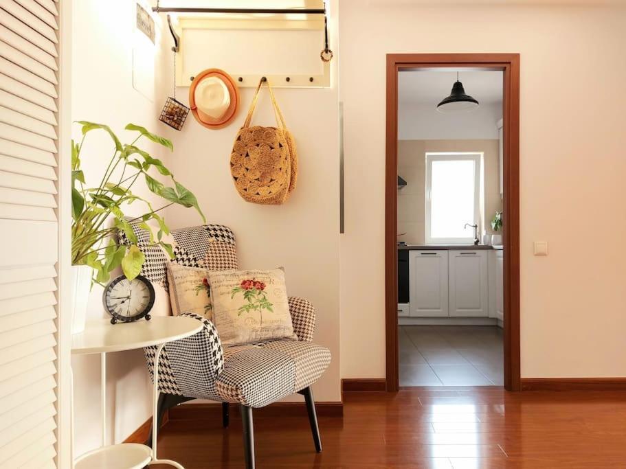Cosy Boutique 61 Sqm Apartment - Private Parking - Ten Blocks Residence ブカレスト エクステリア 写真