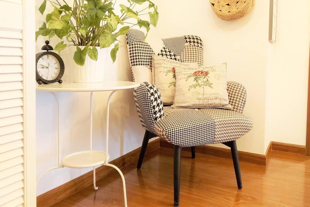 Cosy Boutique 61 Sqm Apartment - Private Parking - Ten Blocks Residence ブカレスト エクステリア 写真
